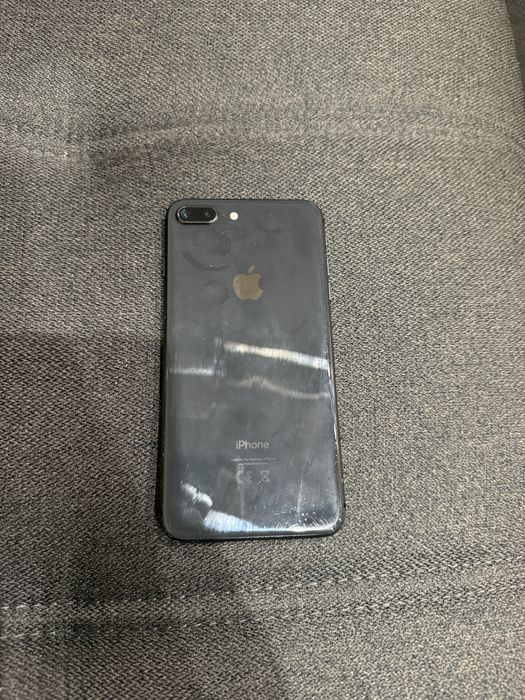 Iphone 8 plus v dobro sastoqnie
