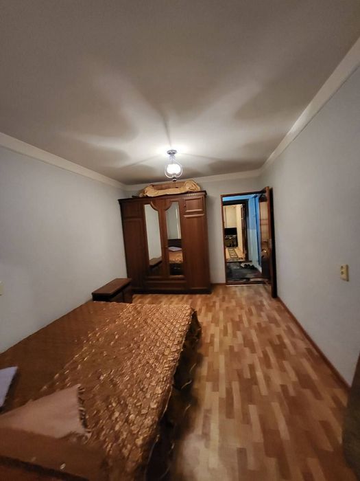 Over tomonda 2 xonali uy sotiladi