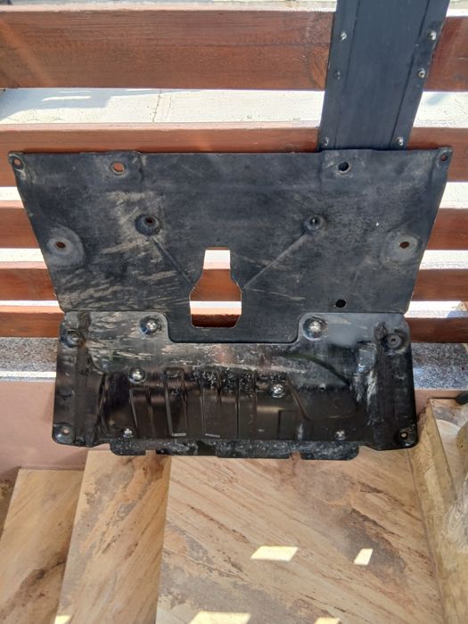 Scut motor Daster metalic