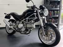 Ducati monster 600 dark
