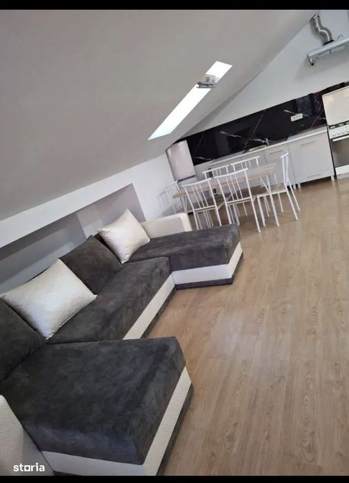 Apartament la mansardă