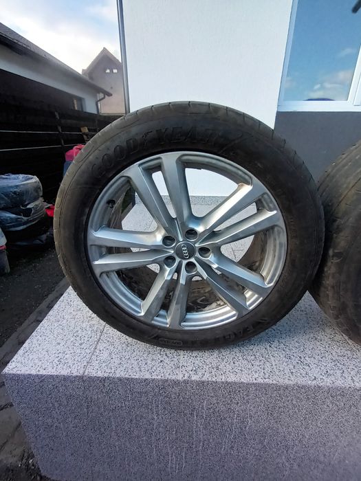 Vând jante de audi Q7 model 2017