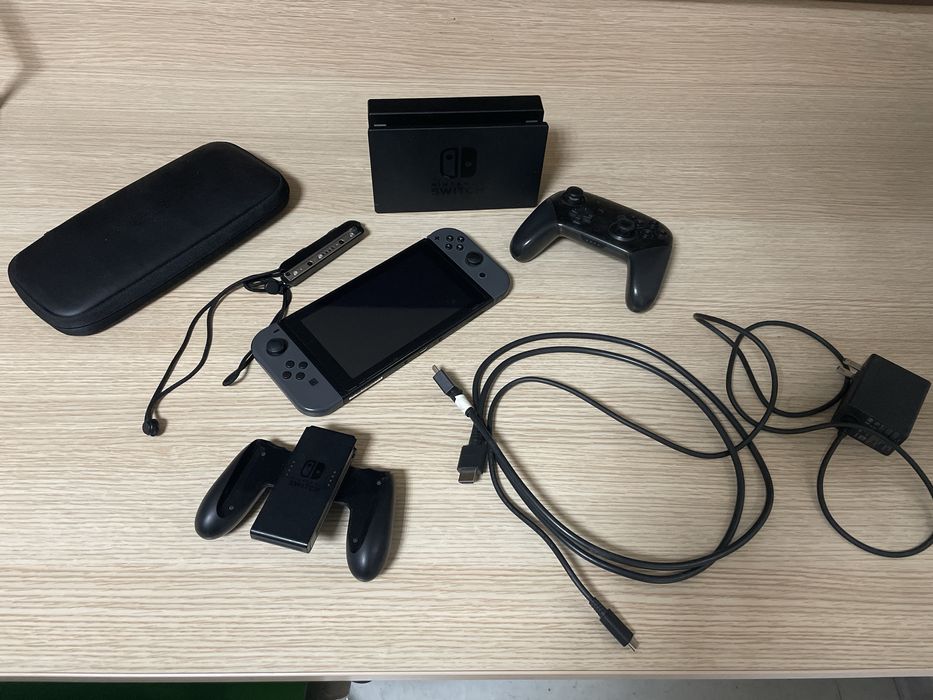 Nintendo Switch с Pro контроллером