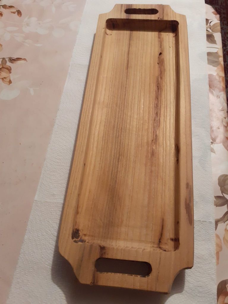 Platouri din lemn traditionale