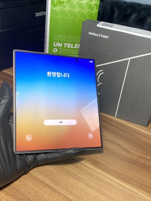 Samsung Galaxy Z Fold7 • 512 GB • Silver