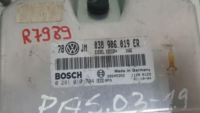 Calculator ecu Volkswagen Passat B5 1996-2005 0281010704