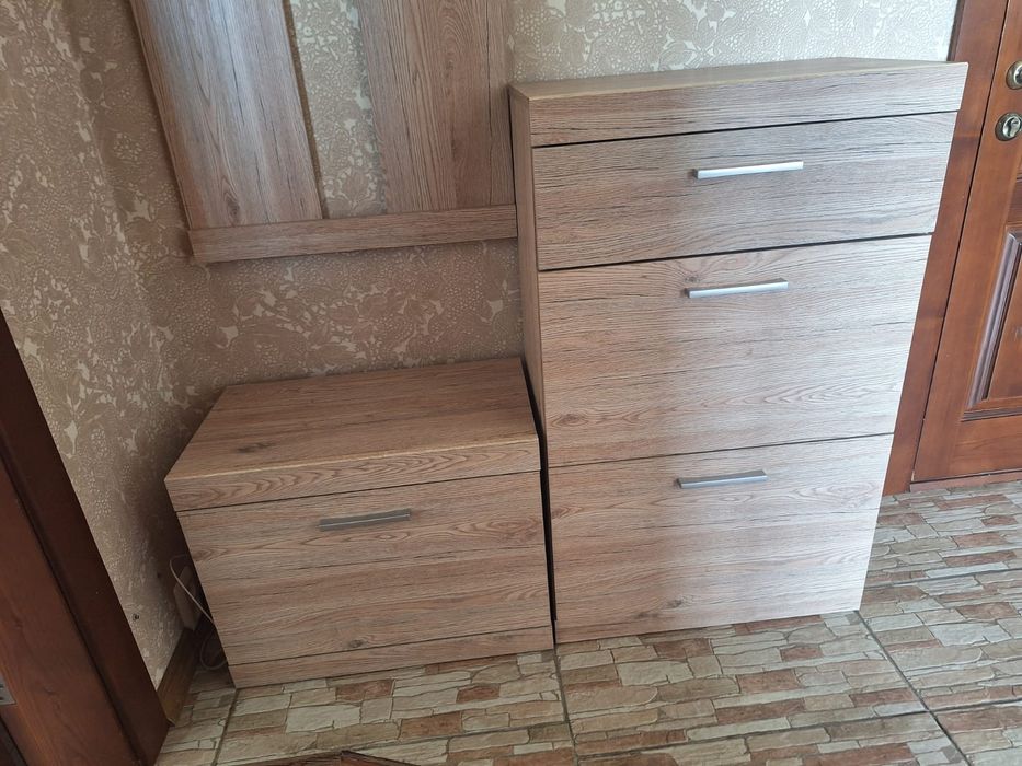 Продам мебель для прихожей. Цвет дуб. Беларусь