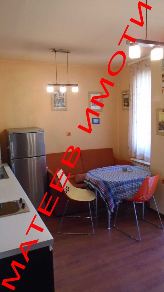 Дава се под наем Тристаен апартамент в София, Витоша - 70 кв.м за 510 € - Снимка #1