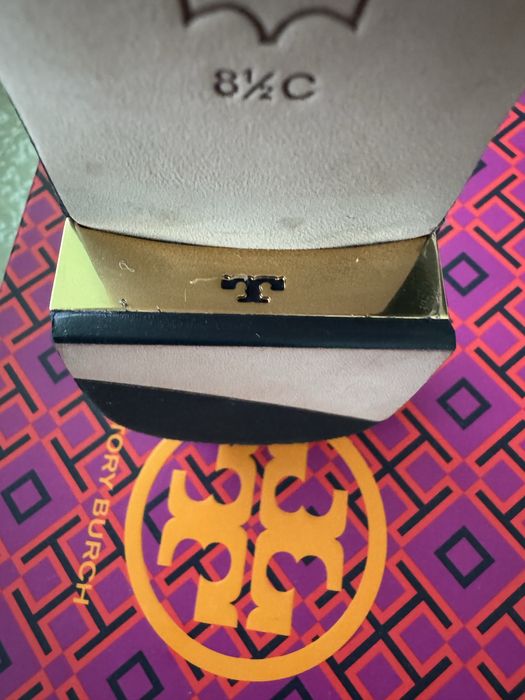 Оригинални дамски чехли Tory Burch – естествена кожа, кроко ефект