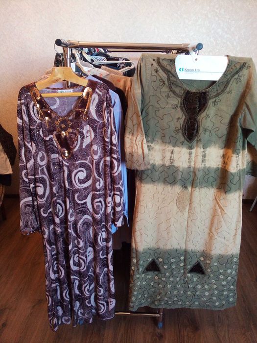 Uzun ko'ylak. Razmer 50-52.Длинное платье.Размер 50-52