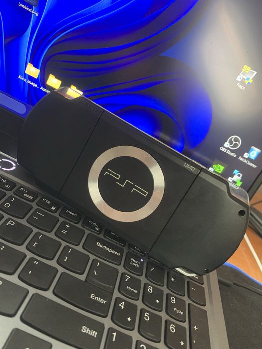Vand PSP 1000 modat, 128GB SD cu peste 40 de jocuri
