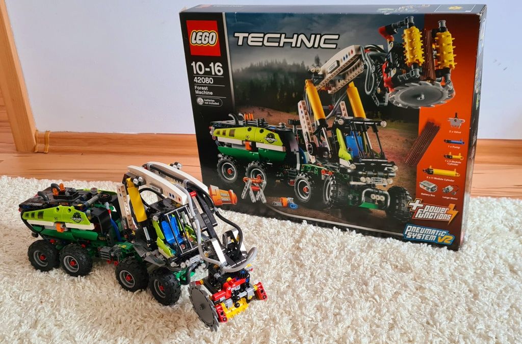 LEGO® Technic Masina forestiera 42080