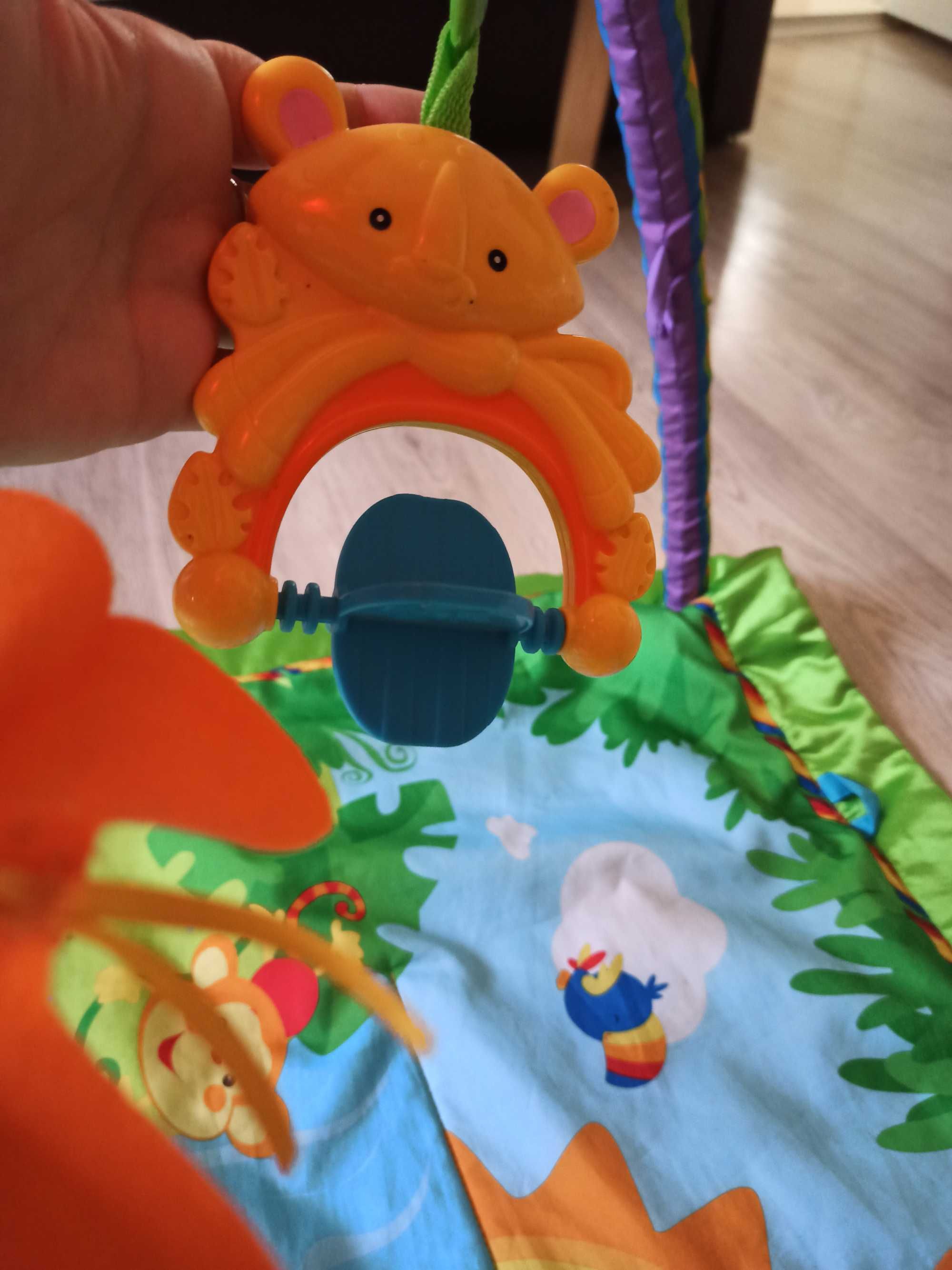 Saltea/ centru activitati Fisher price  rainforest,cu sunete si lumini