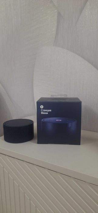 Продаю в срочном порядке Яндекс станцию мини 2!