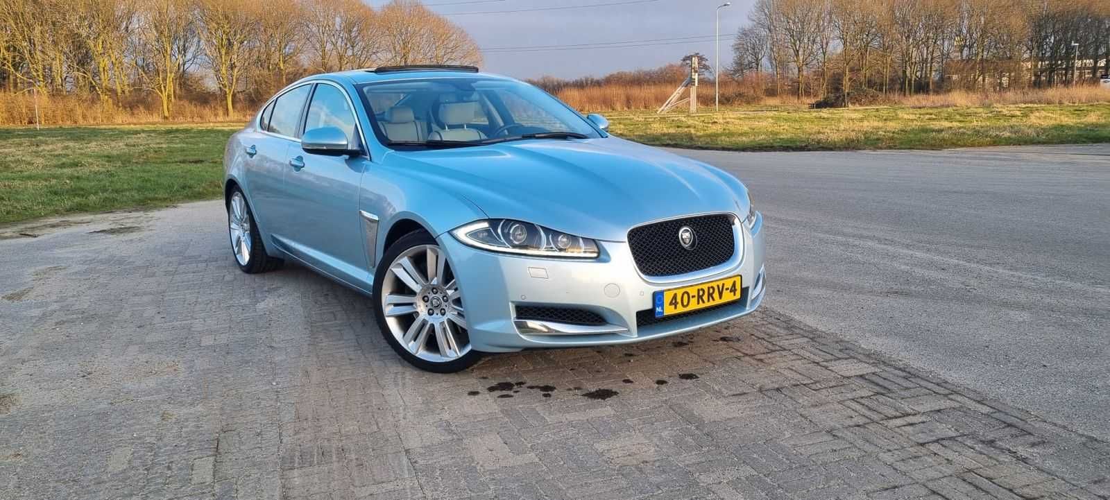 Jaguar XF S 3.0 BiTurbo 2012