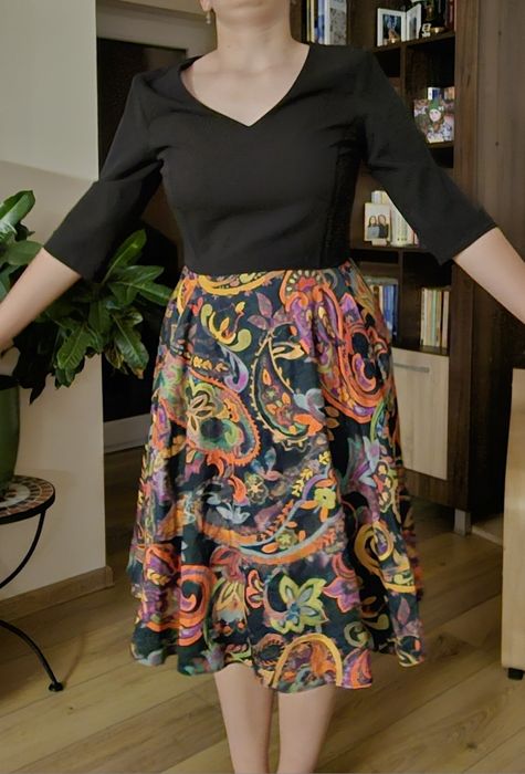 Rochie de lungime medie