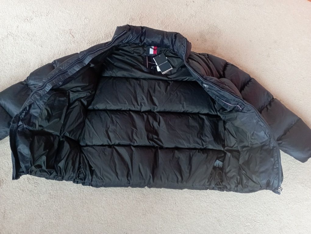 Tommy  Hilfiger якето е с гъши пух топ