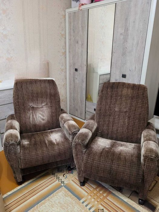 Отдам в дар 2 кресла. Самовывоз.