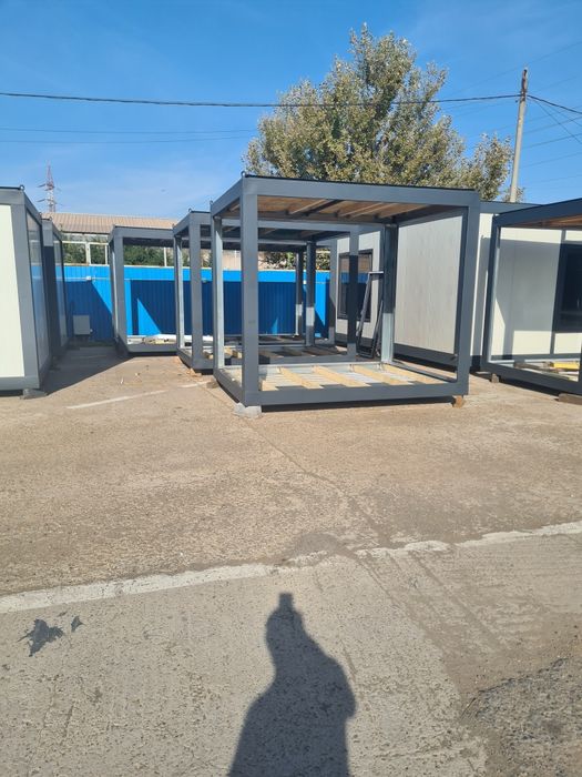 Container birou vestiar, grup sanitar magazievitrina dormitor muncitor