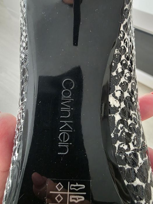 Pantofi Calvin Kline Marimea 40-41