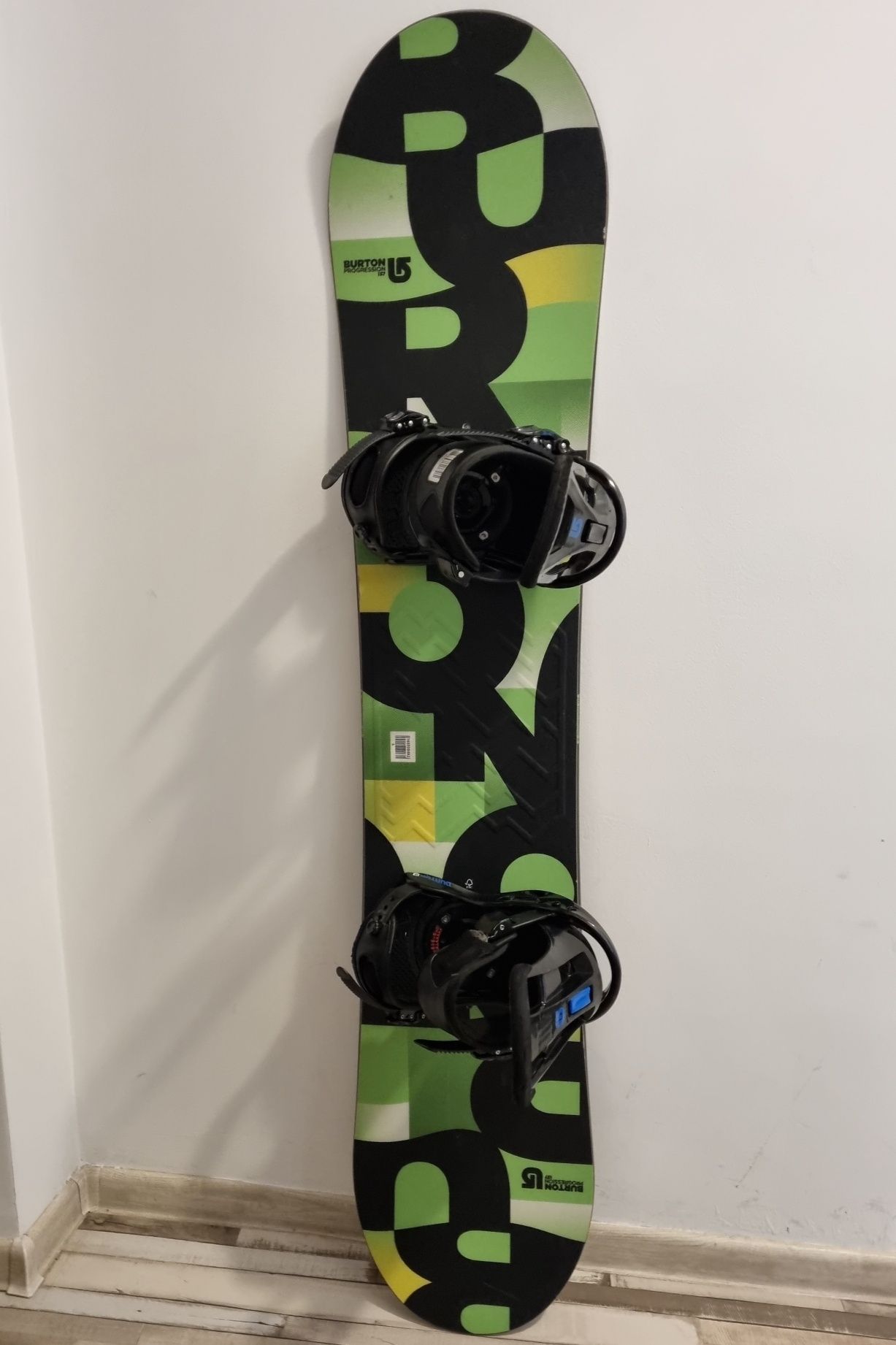 Snowboard Burton Progression 137cm+ Legaturi