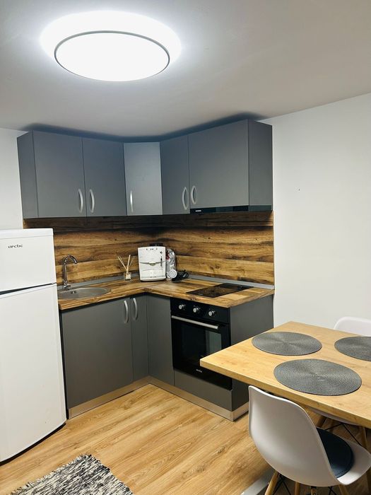 Casă de închiriat la poalele Munților Făgăraș