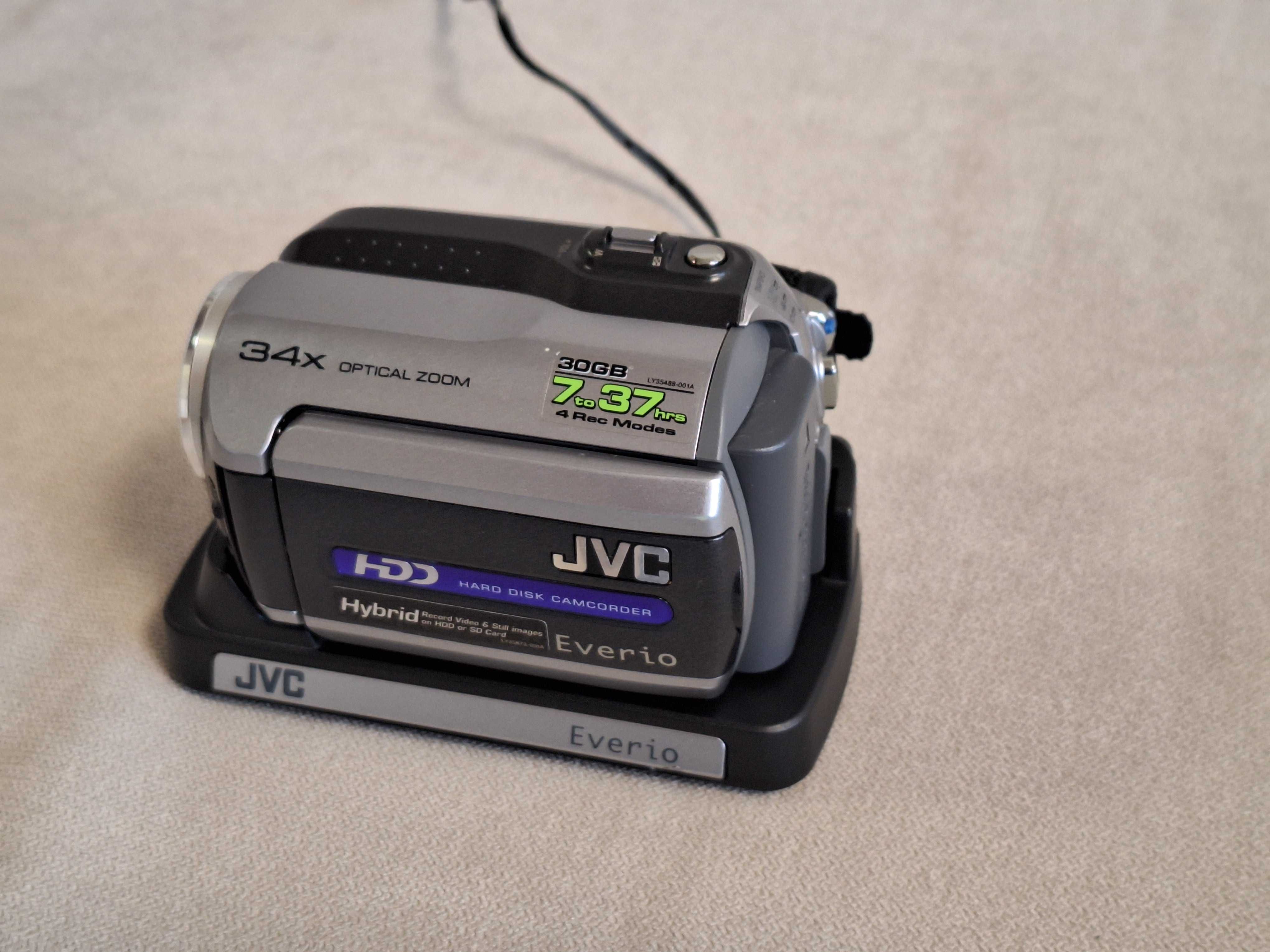 Продавам Видеокамера JVC Everio G GZ-MG135 Harddisk Camcorder