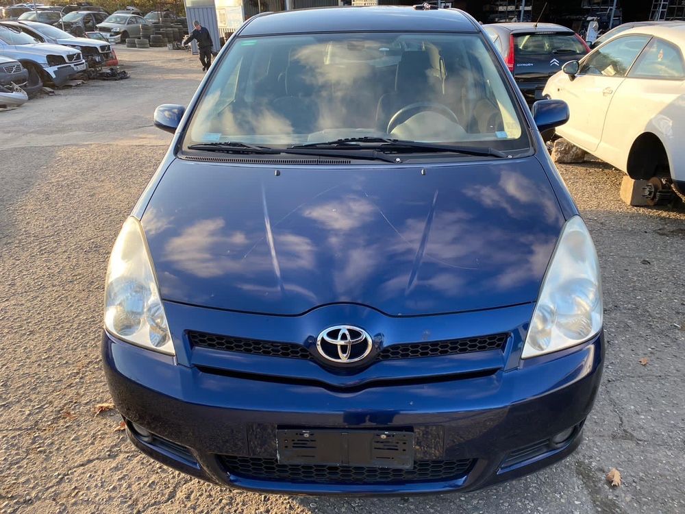 Toyota Corolla verso 2.2DCAT 177 ps /Тойота Корола Версо 2,2  НА ЧАСТИ