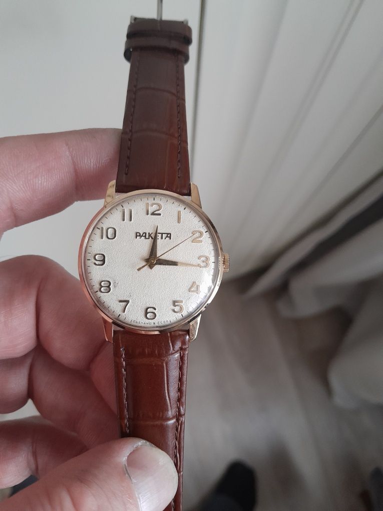 Продам часы СССР