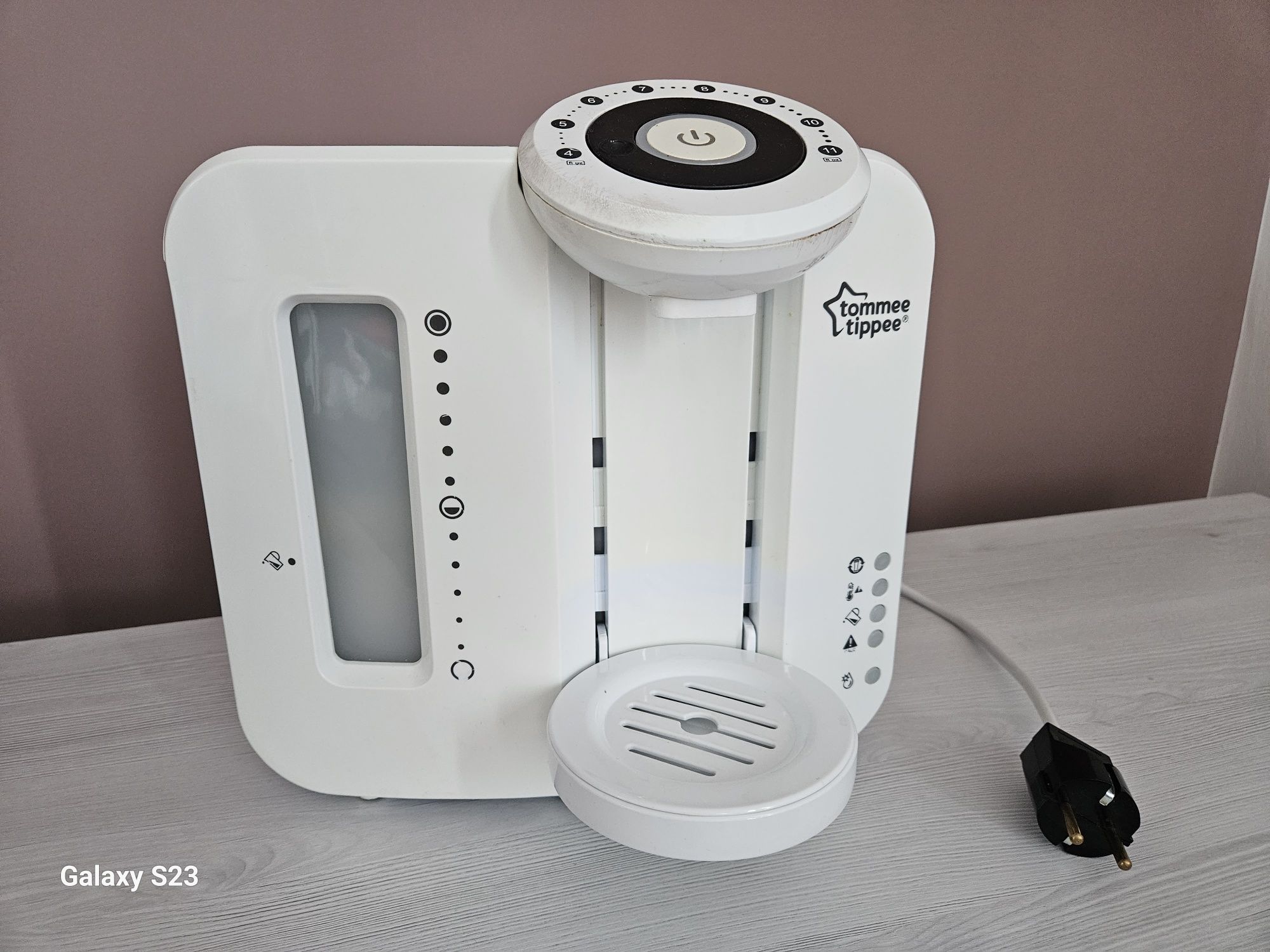 Машина за мляко Tommee Tippee