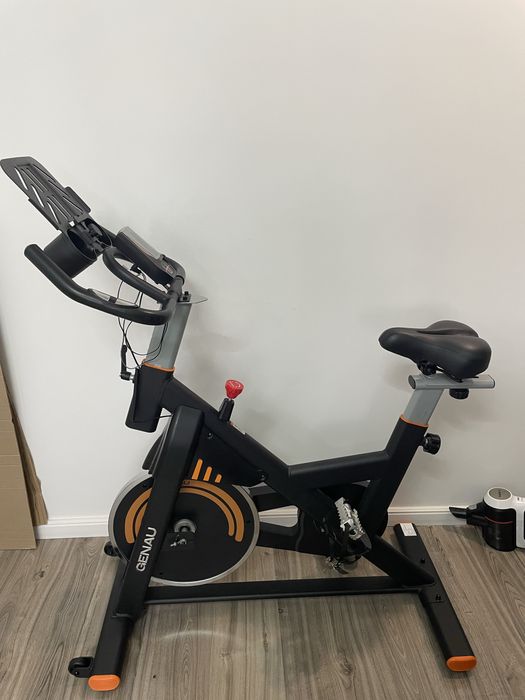 Велотренажер GENAU Spin Bike XT-750 /2024 года