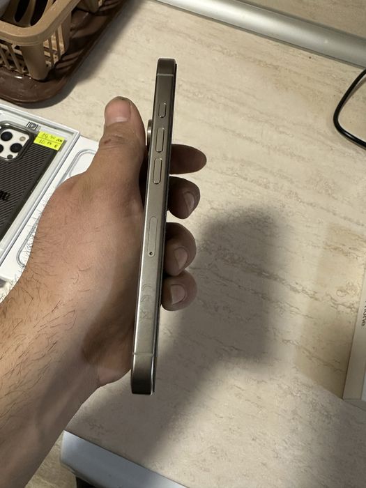 Iphone 16 Pro Natural Titanium 100% battery