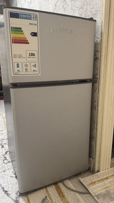 холодильник почти новая, срочно