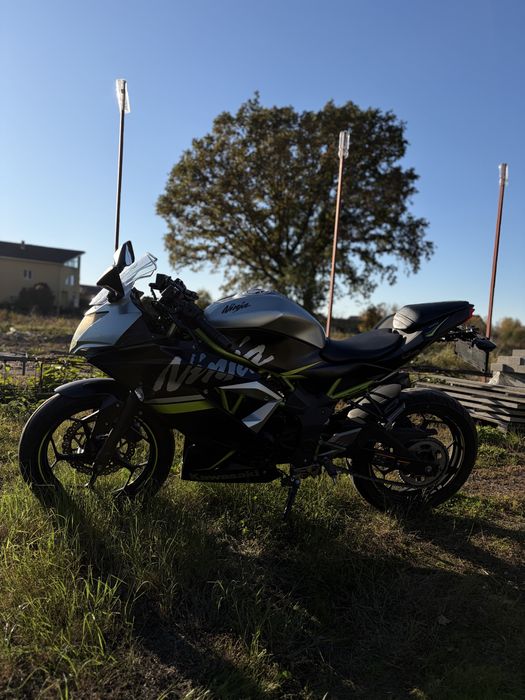 Kawasaki ninja 125