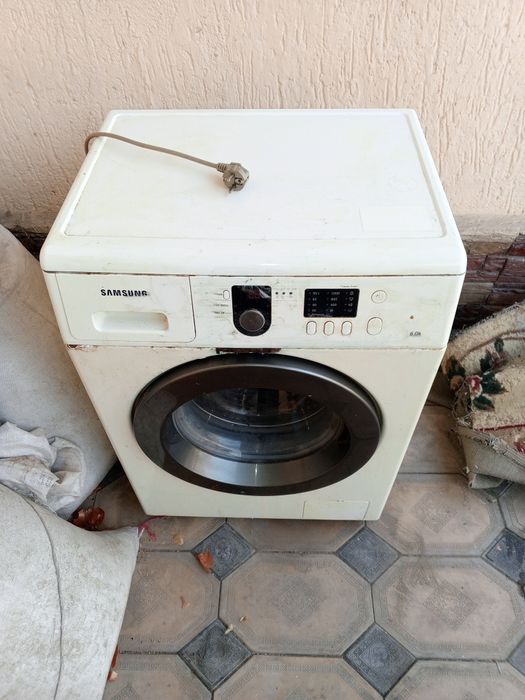 Продам Стиральную машину