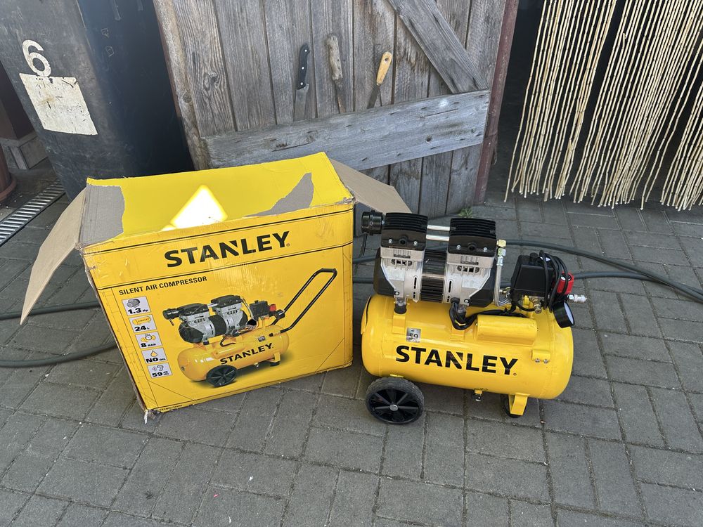 Compresor silentios fara hlei STANLEY 24 l, tip SXCMS1324HE