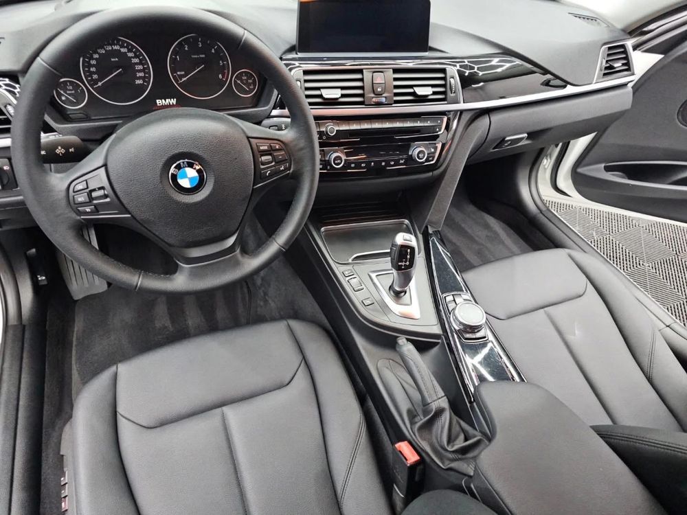 Bmw 320 190 cai xdrive  104 k km
