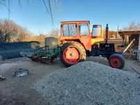 vând tractor u650