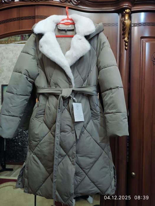 Продам пальто новое