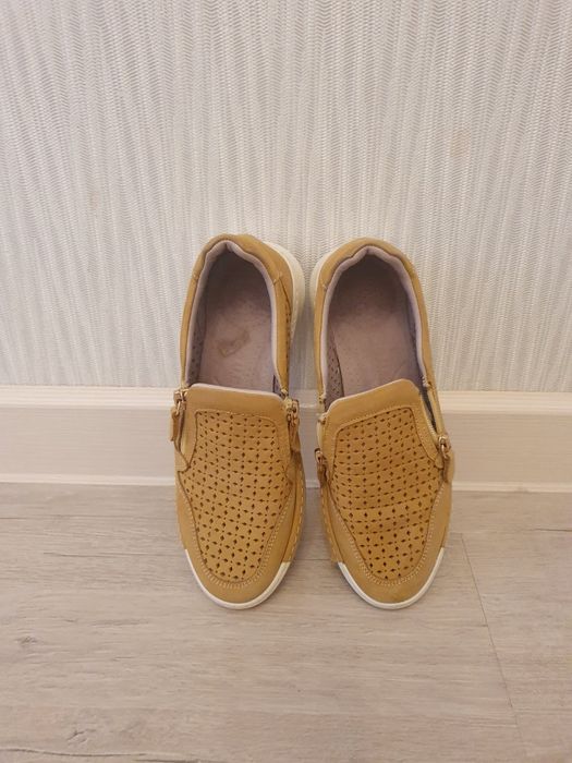 Кожанная обувь с сумкой все б/у