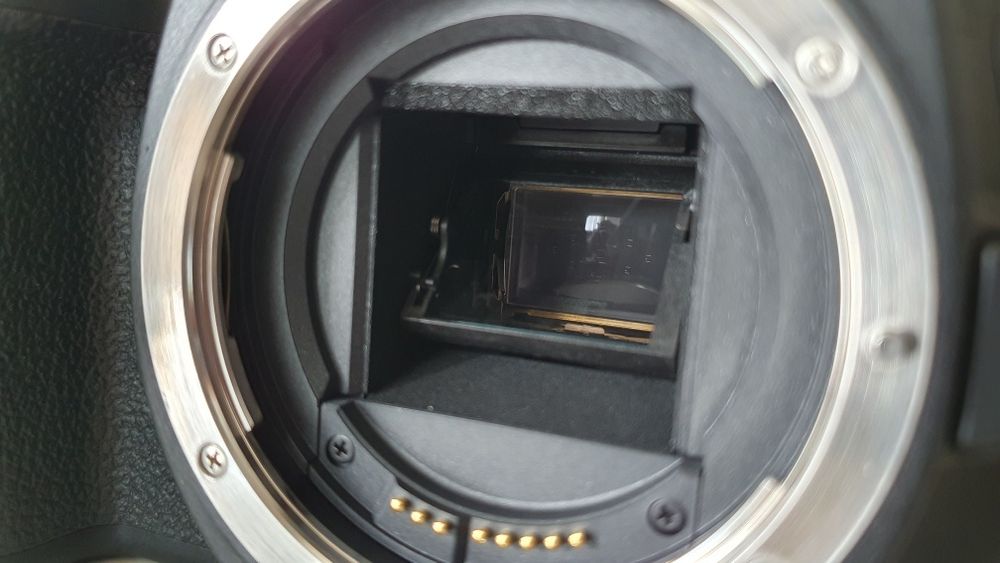 DSLR Фотоапарат Canon 1200D