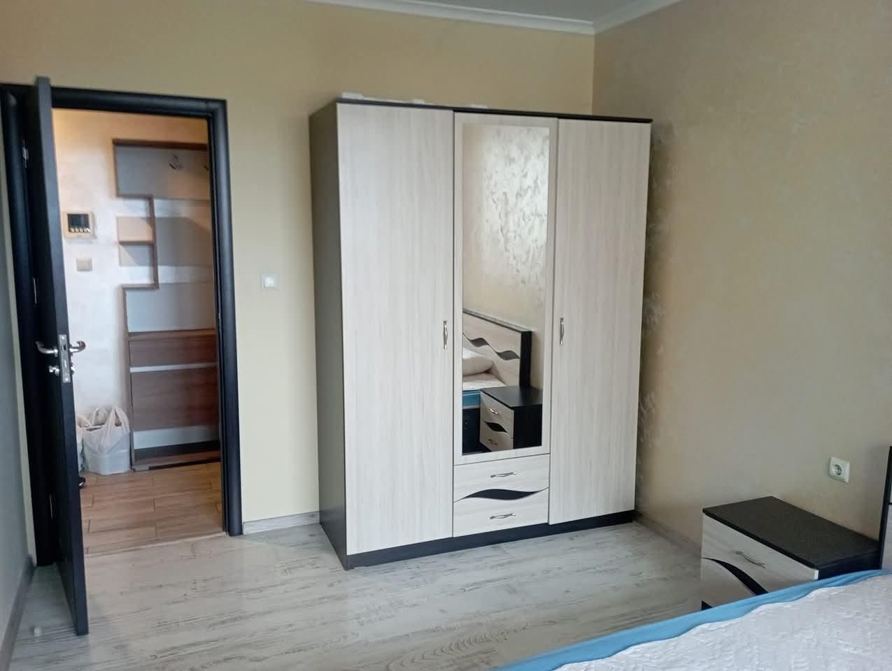 Дава се под наем Тристаен апартамент в Пловдив, Кючук Париж - 73 кв.м за 425 € - Снимка #4