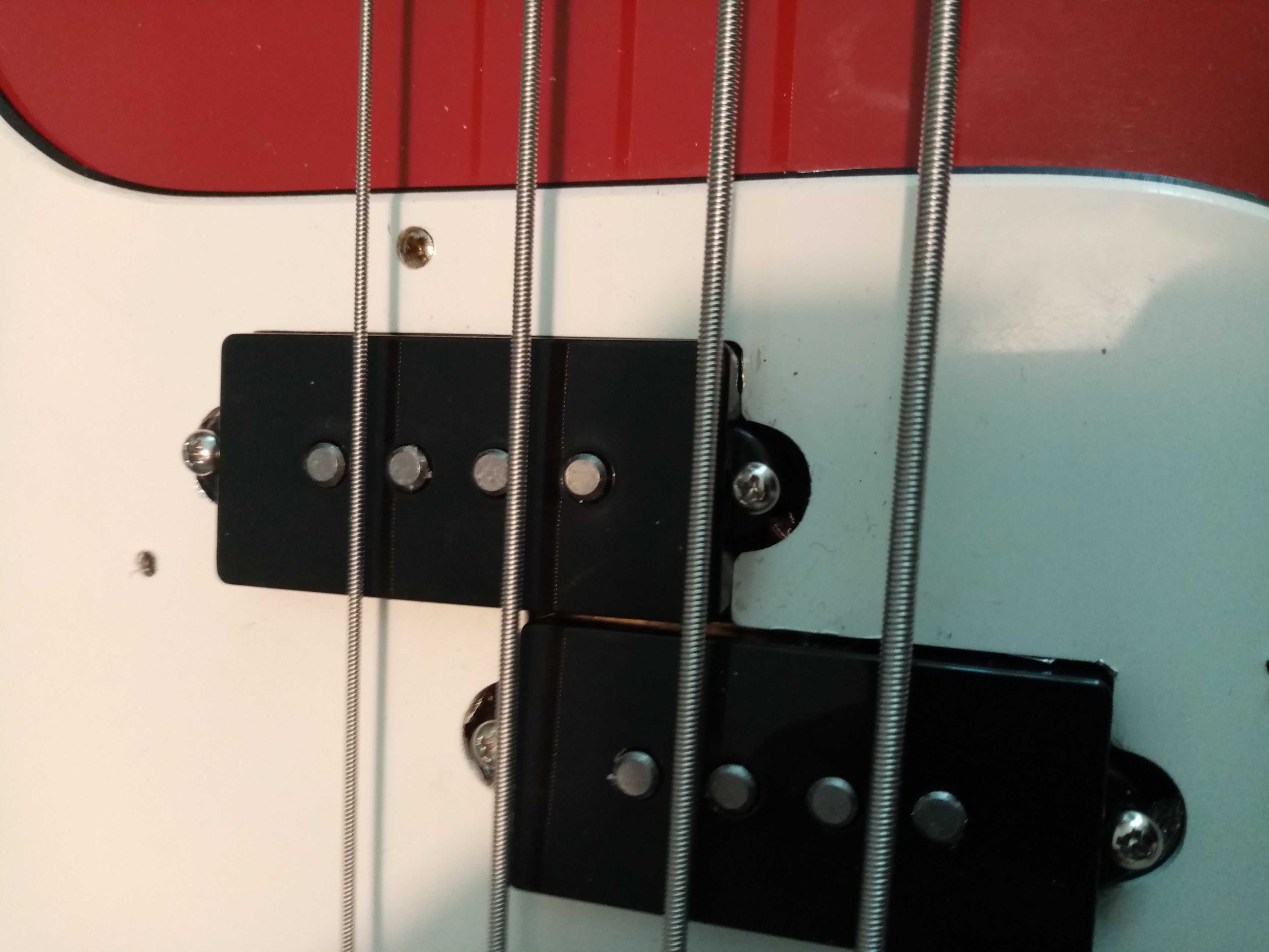 Sunn Mustang P bass by FenderMIC 1991 г. Бас китара, case Fender 1970