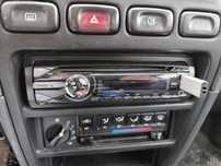 Плеър Sony CDX-GT 450U