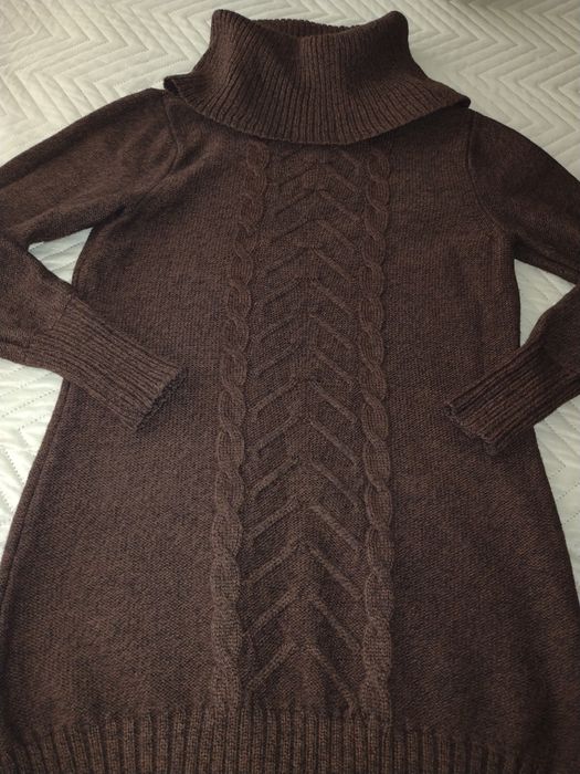 Топъл мекичък пуловер тип (рокля) +колан подарък произведен в БГ.