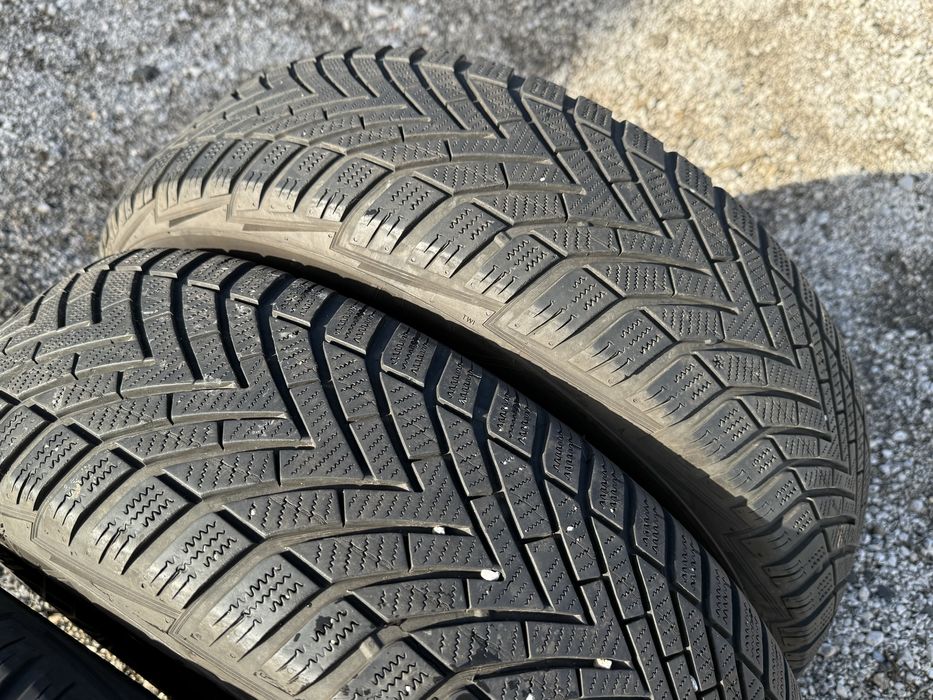 Зимни гуми 215/70/16