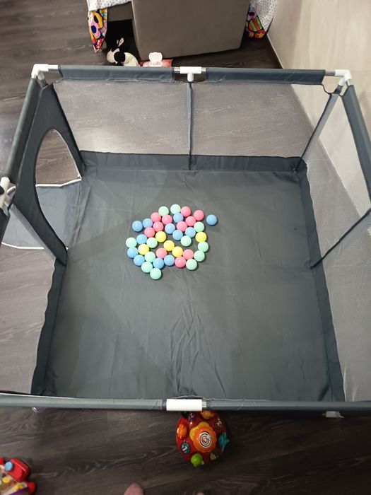 Vând țarc de joaca pentru copii