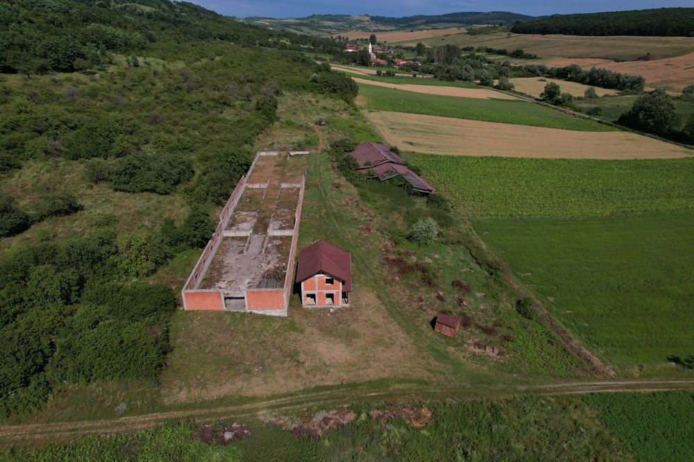 Hale casa depozit vând sau schimb cu apartament sau teren în Zalău