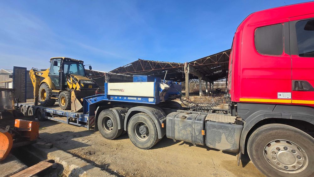 Servicii de inchiriere si transport cu trailer