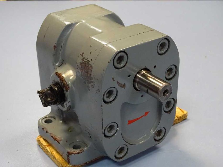 хидравлична помпа Г11-23А 25L/min 1450min-1